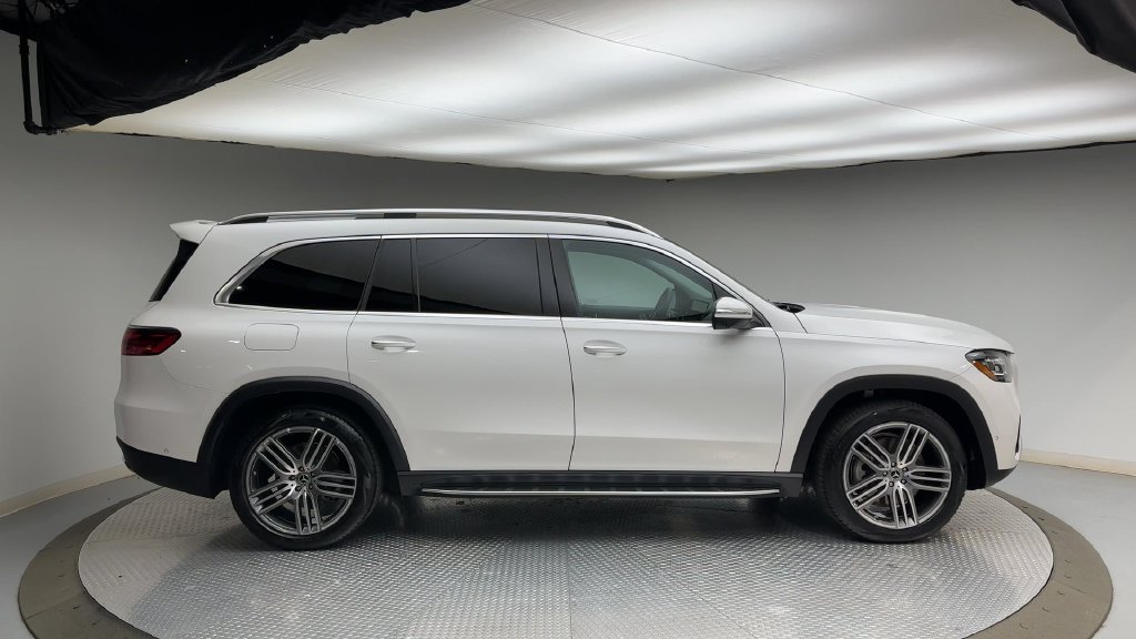 Used 2024 Polar White Mercedes-Benz GLS 450 image 9