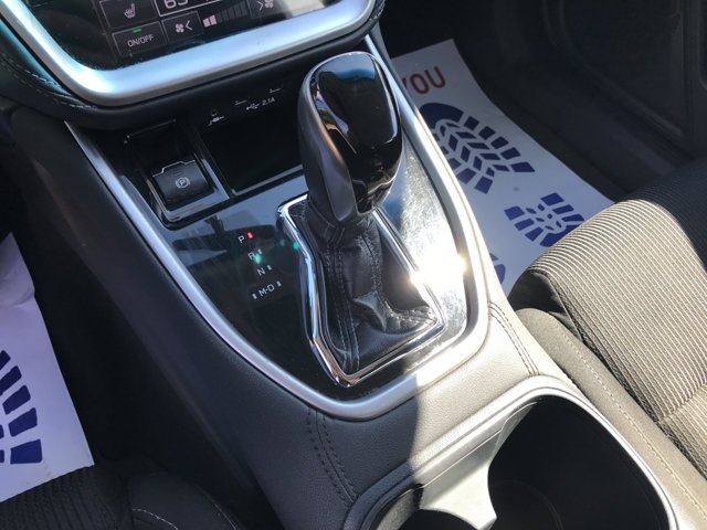 Used 2020 Ice Silver Metallic Subaru Premium image 20
