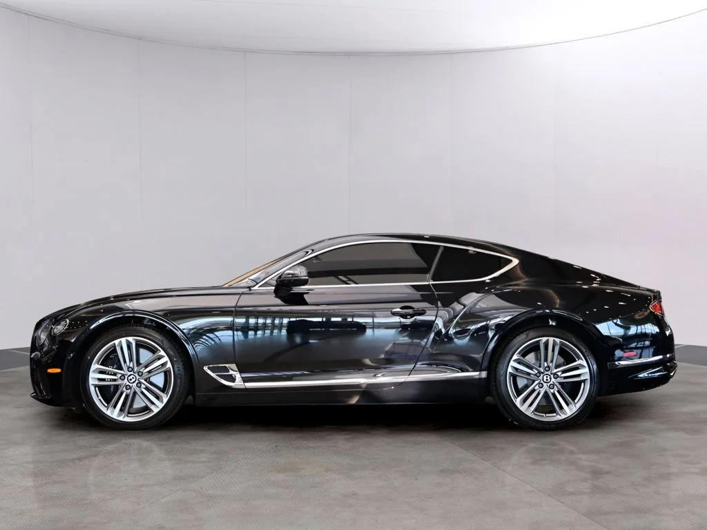 Used 2024 Onyx Metallic Bentley V8 image 4