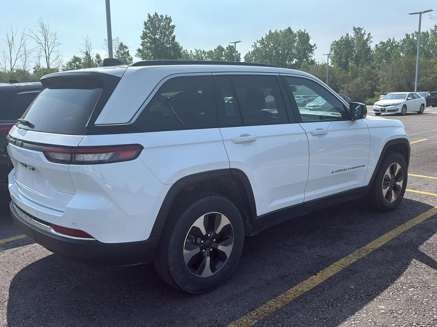 Used 2024 Bright White Clearcoat Jeep LIMI image 2
