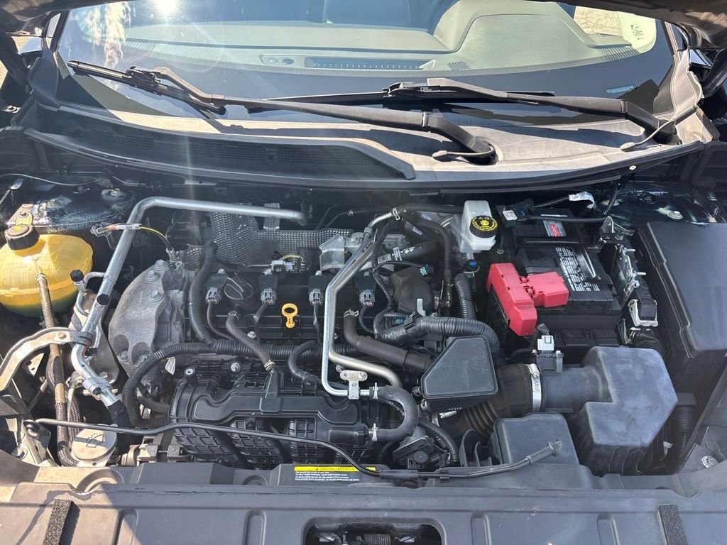 Used 2021 Black Nissan S image 12