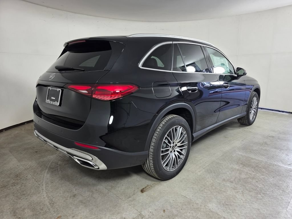 New 2027 Black Mercedes-Benz GLC 300 image 20