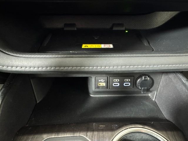 Used 2023 Pearl Toyota Limited image 17