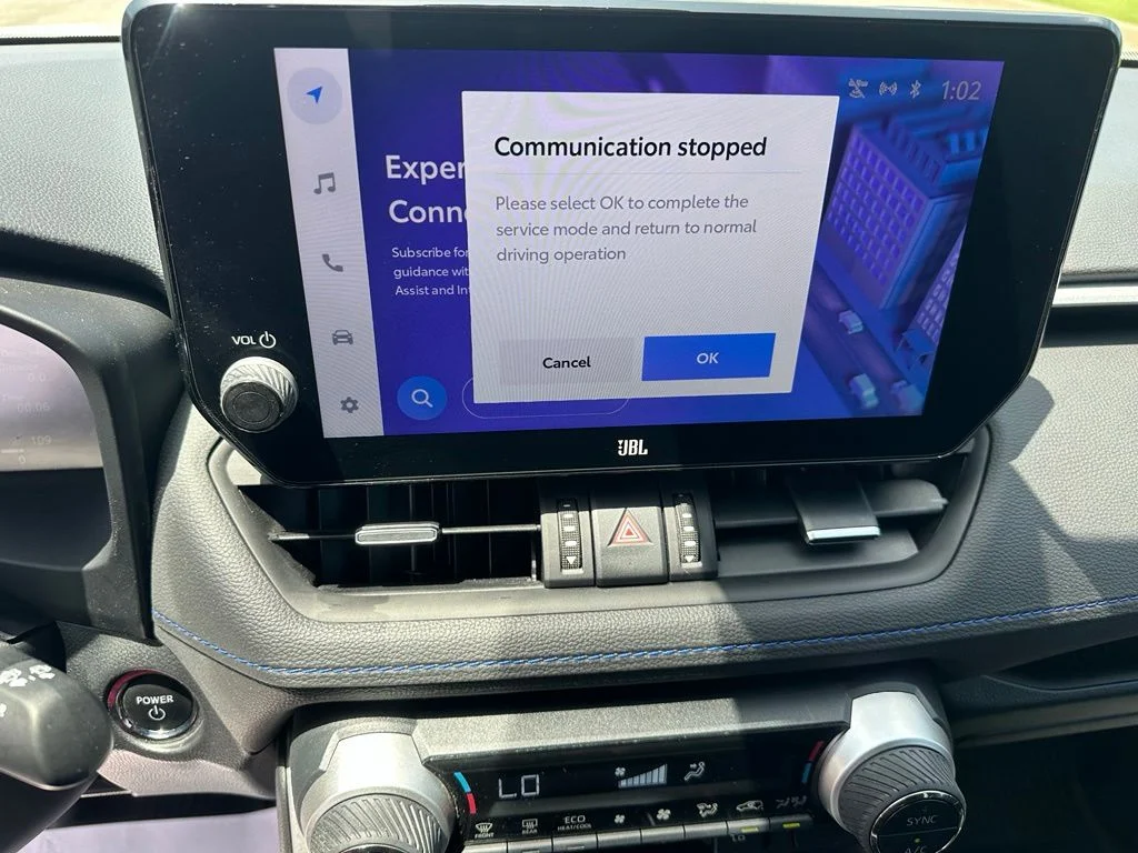 2023 Toyota RAV4 XSE - Photo 18