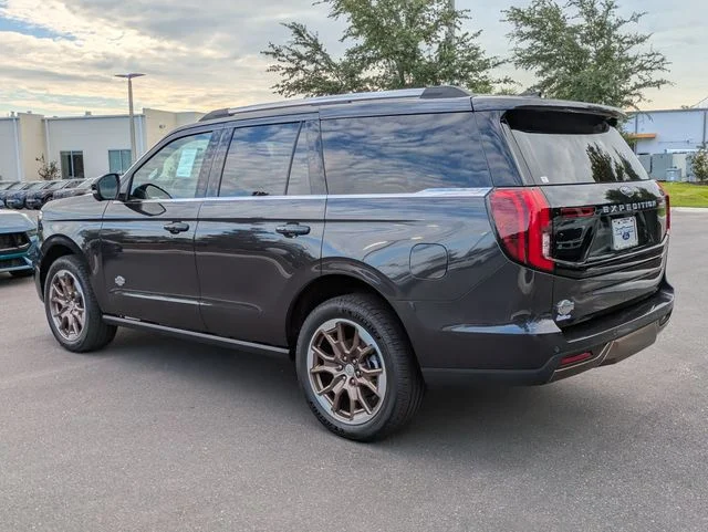 New 2026 Gray Ford King Ranch image 6