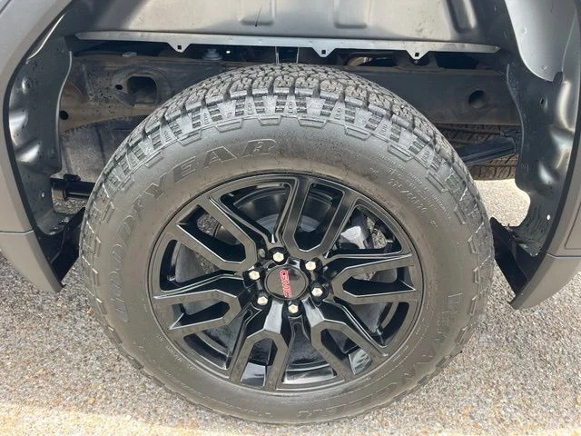 Used 2026 Silver GMC Elevation image 10