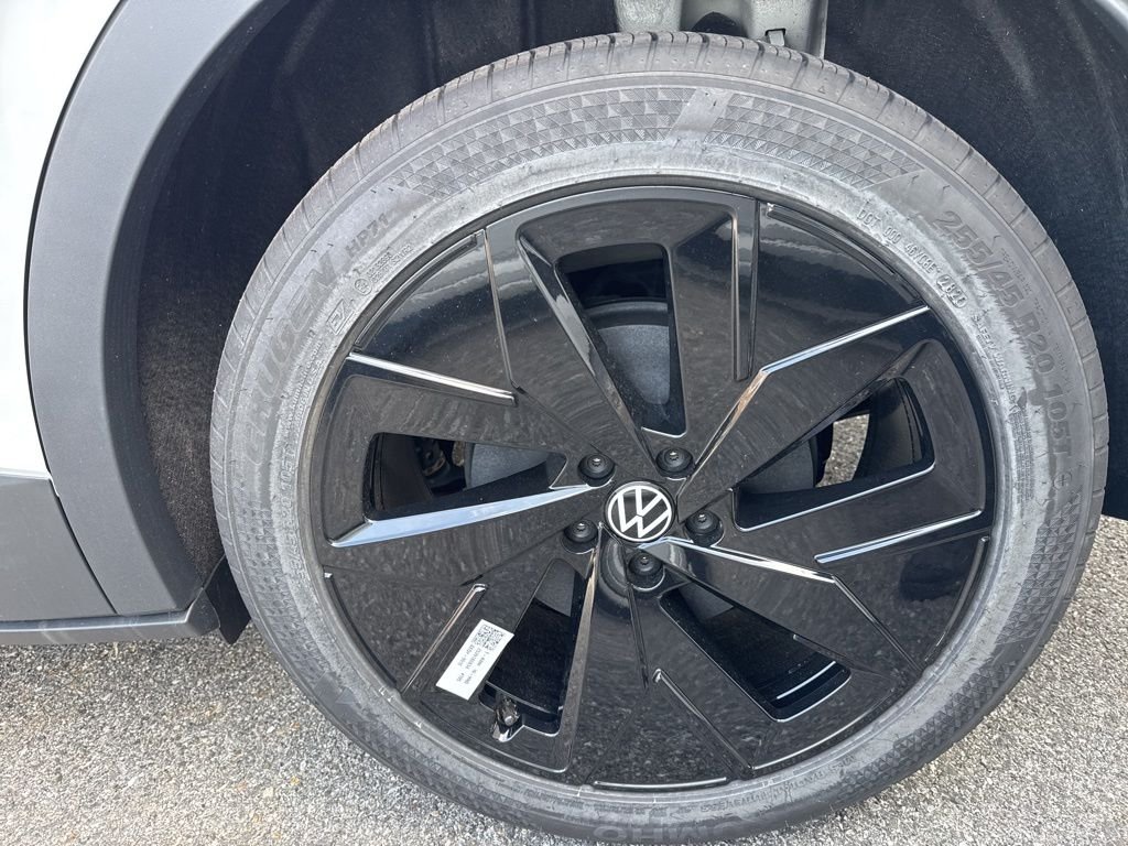 New 2025 White Volkswagen Pro S Plus image 9