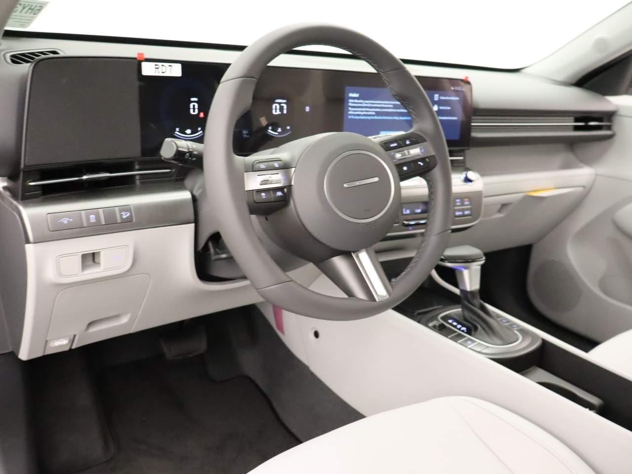 New 2026 Atlas White Hyundai SEL Sport FWD image 13