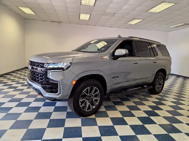 Used 2023 STERLING GRAY METALLIC Chevrolet Z71 image 3