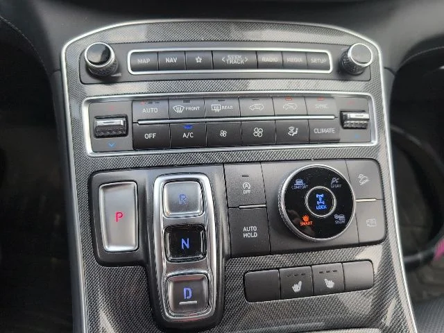 Used 2022 Gray Hyundai SEL image 25