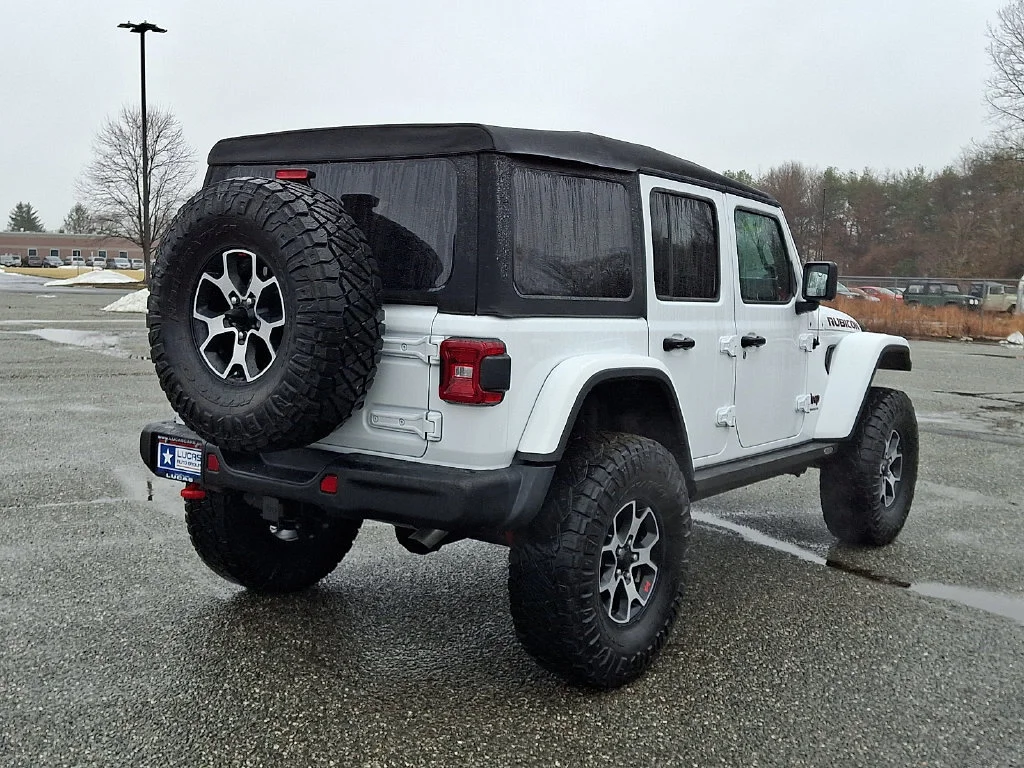 Used 2023 Bright White Clearcoat Jeep Rubicon image 11