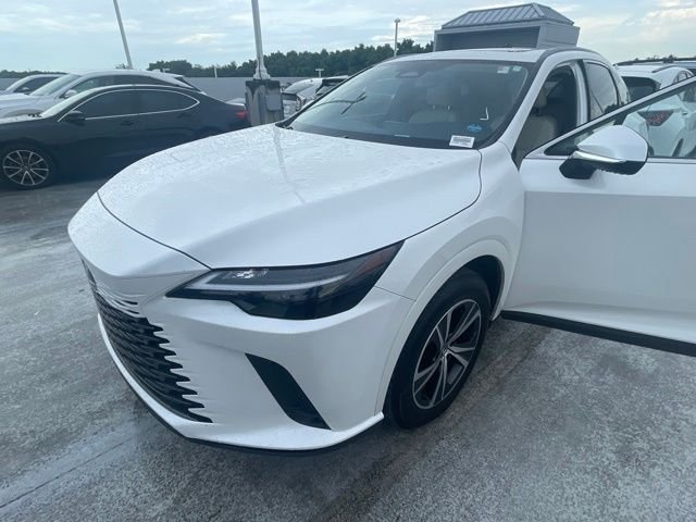 Used 2024 White Lexus 350 Premium image 11