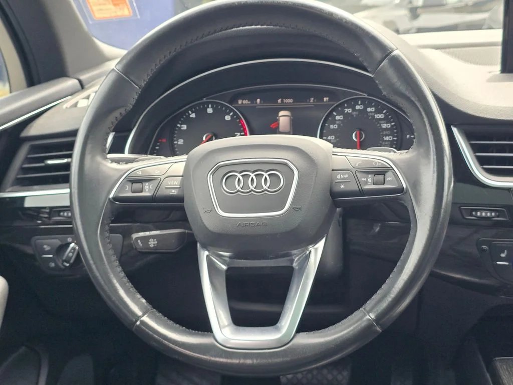 Used 2019 Silver Audi 55 Premium image 25