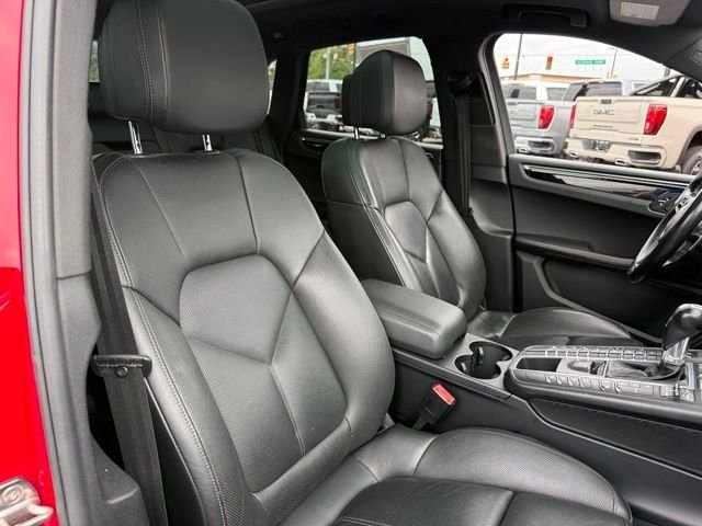 Used 2018 Red Porsche Base image 25
