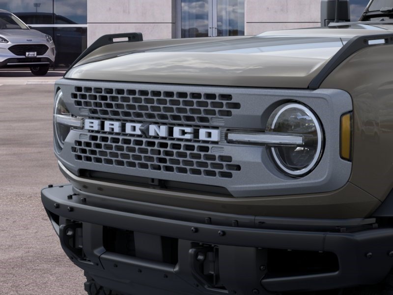 New 2026 Marsh Gray Ford Badlands image 20