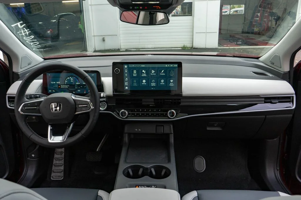 2026 Honda Prologue Touring - Photo 18