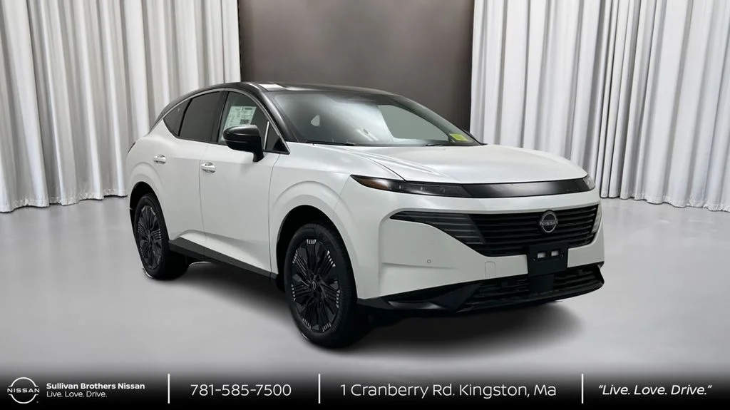 New 2026 White Nissan Platinum image 3