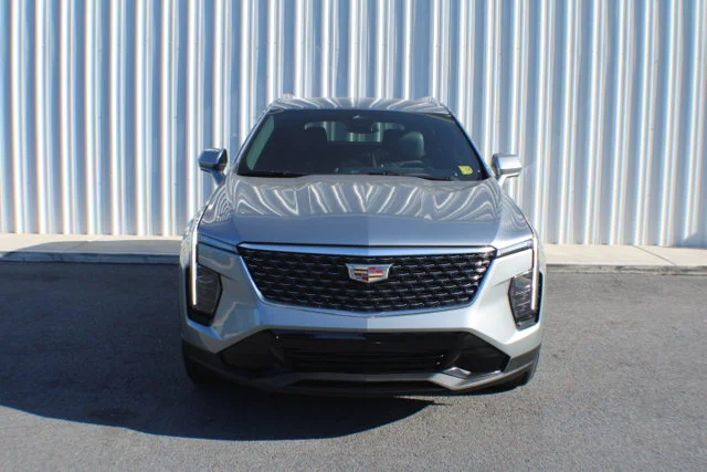 Used 2025 Argent Silver Metallic Cadillac FWD Premium Luxury image 16