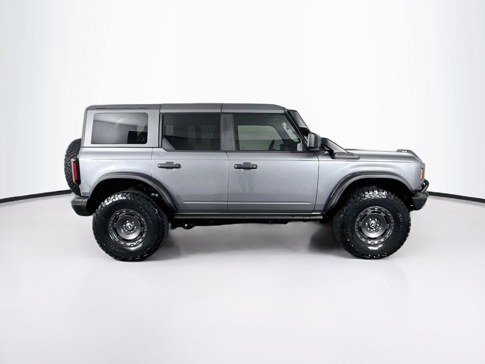 Used 2024 Carbonized Gray Ford Everglades image 11