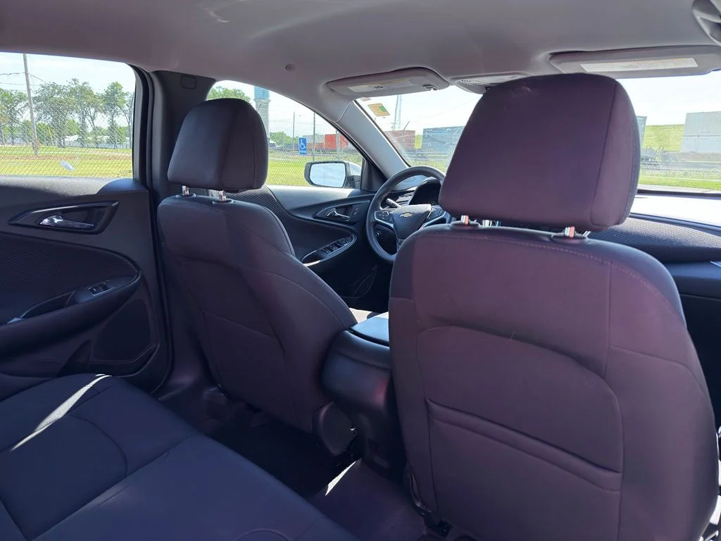 Used 2024 White Chevrolet LS image 27