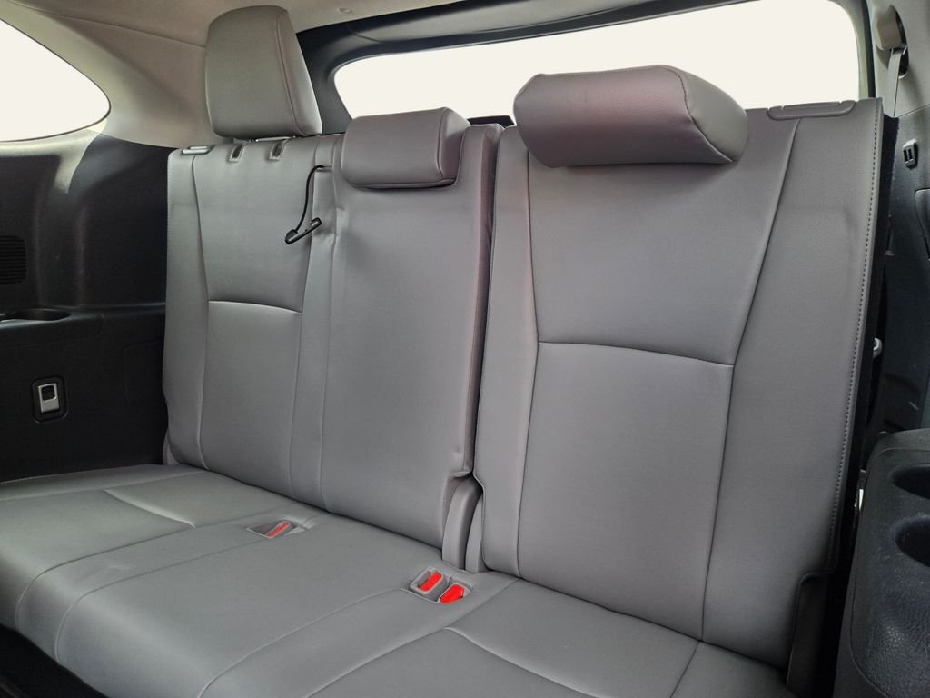Used 2023 Red Toyota Limited image 13