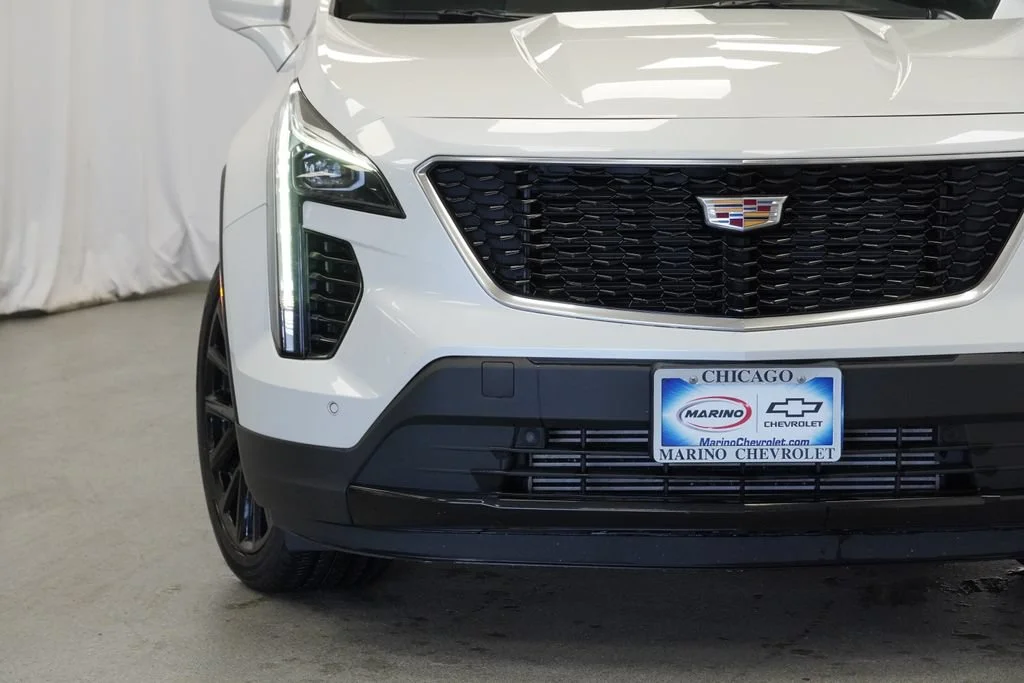 Used 2023 Crystal White Tricoat Cadillac Sport image 35