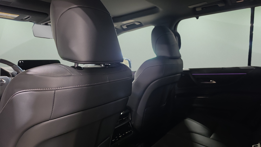 2025 Lexus LX 700h Luxury - Photo 14