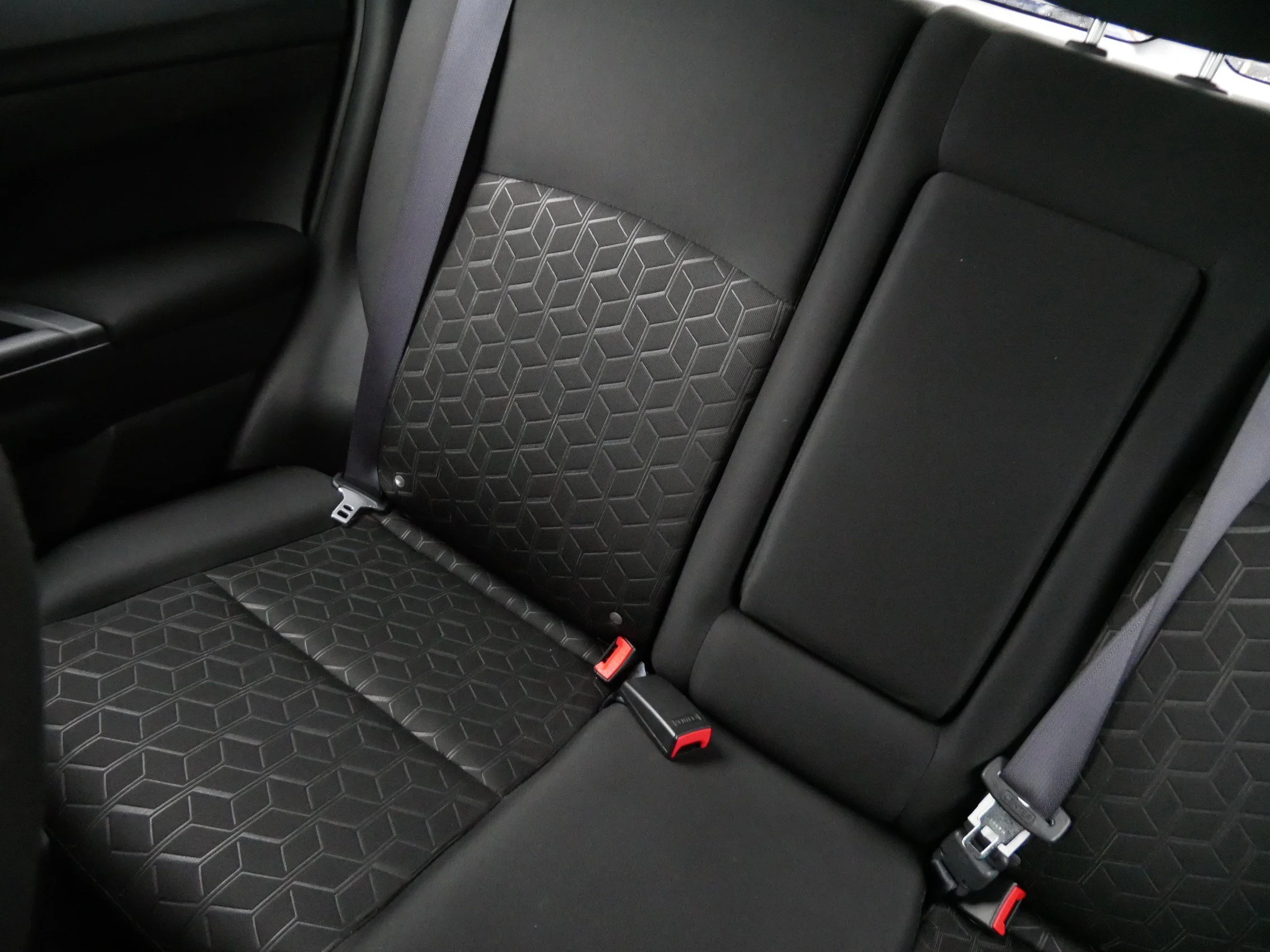 Used 2025 Mercury Gray Metallic Mitsubishi ES image 12