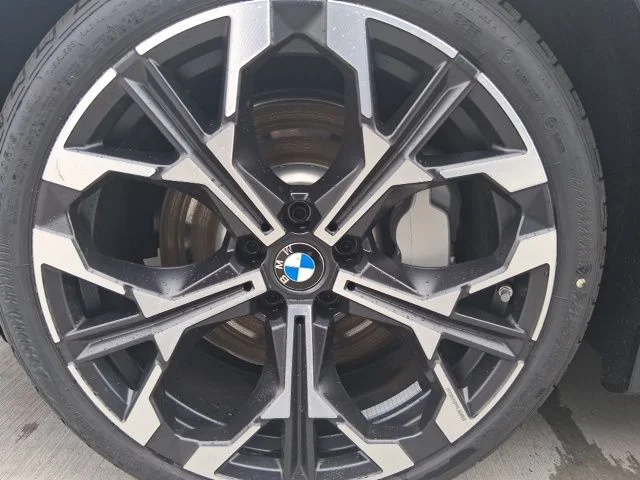 New 2026 Black Sapphire Metallic BMW 330i image 18