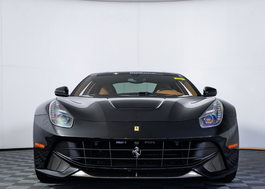 2015 Ferrari F12 Berlinetta Berlinetta photo 2