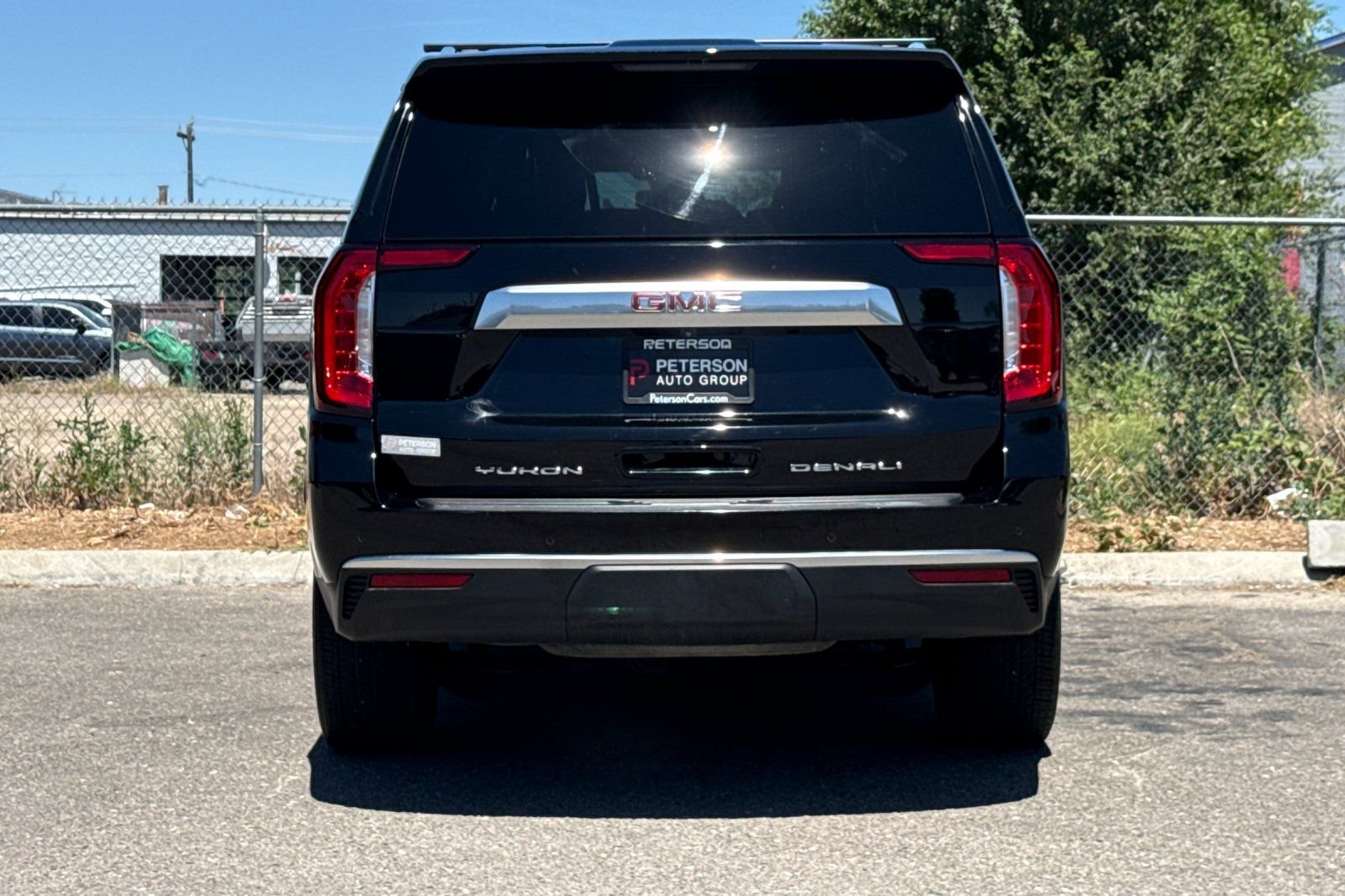 Used 2023  GMC Denali image 5
