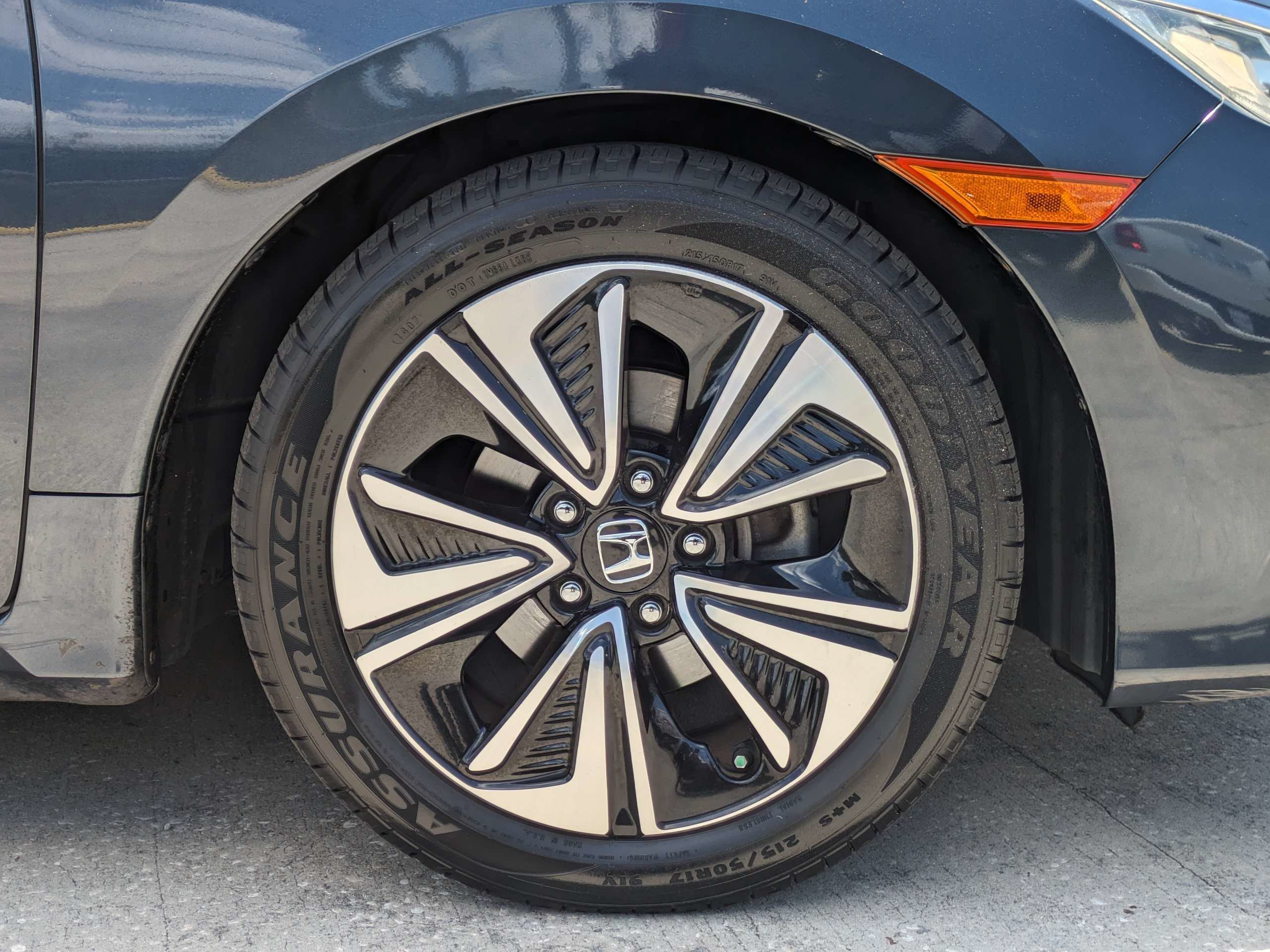 Certified Used 2017 Blue Honda EX-L image 11