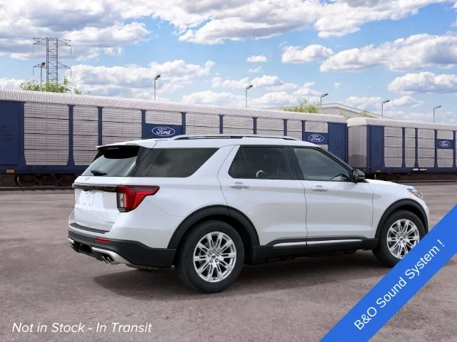 New 2027 Star White Metallic Tri-Coat Ford Platinum™ image 6
