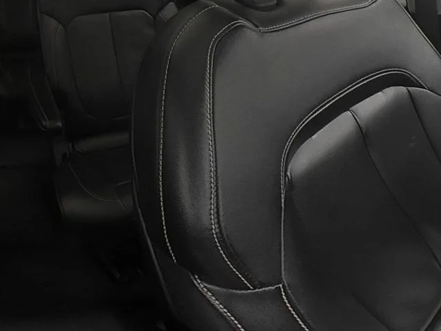 Used 2021 Silver Jeep Limited image 36