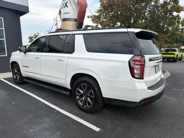 Used 2022 Beige Chevrolet Z71 image 3