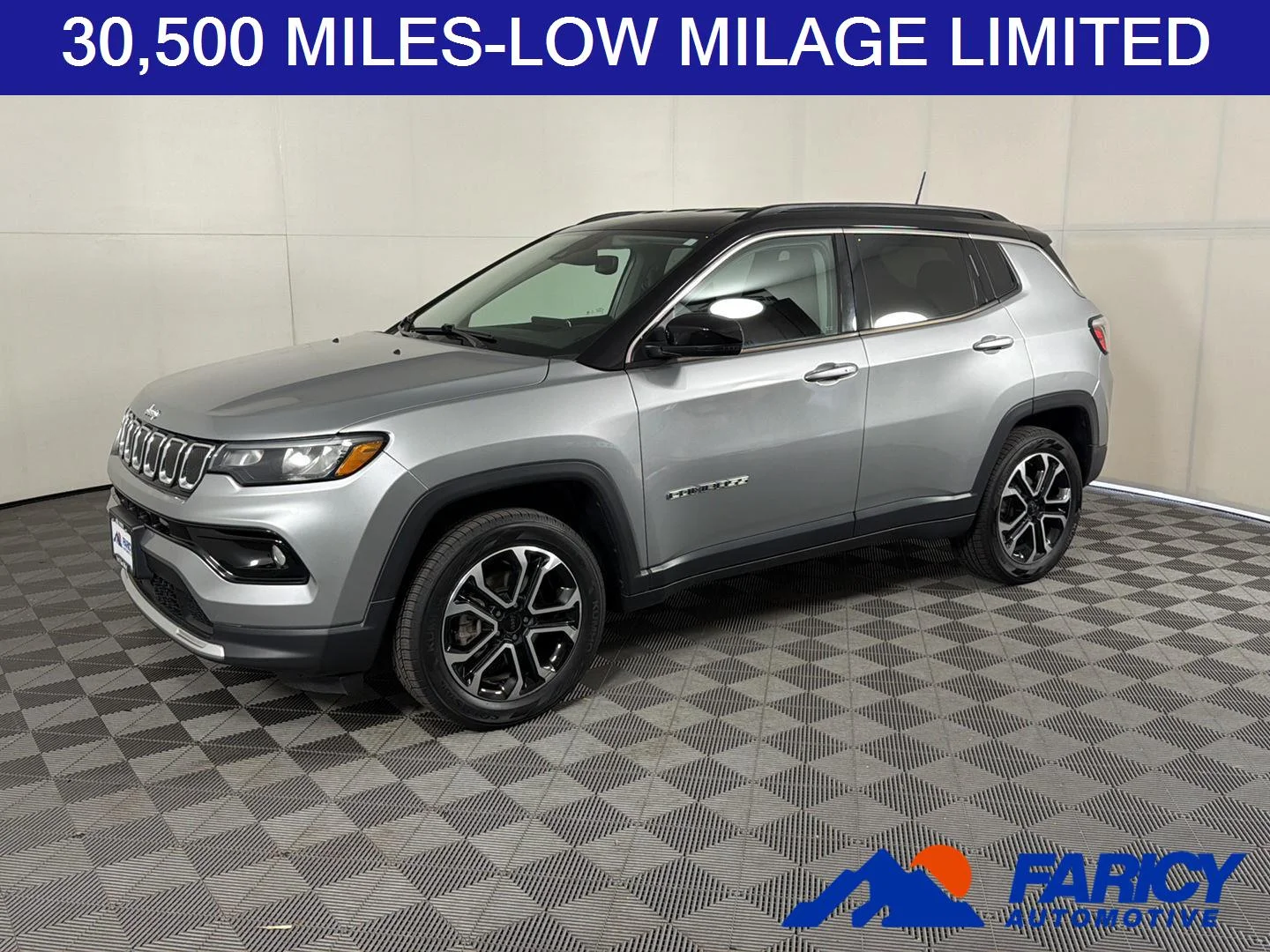 Used 2022 Billet Silver Metallic Clearcoat Jeep Limited image 1