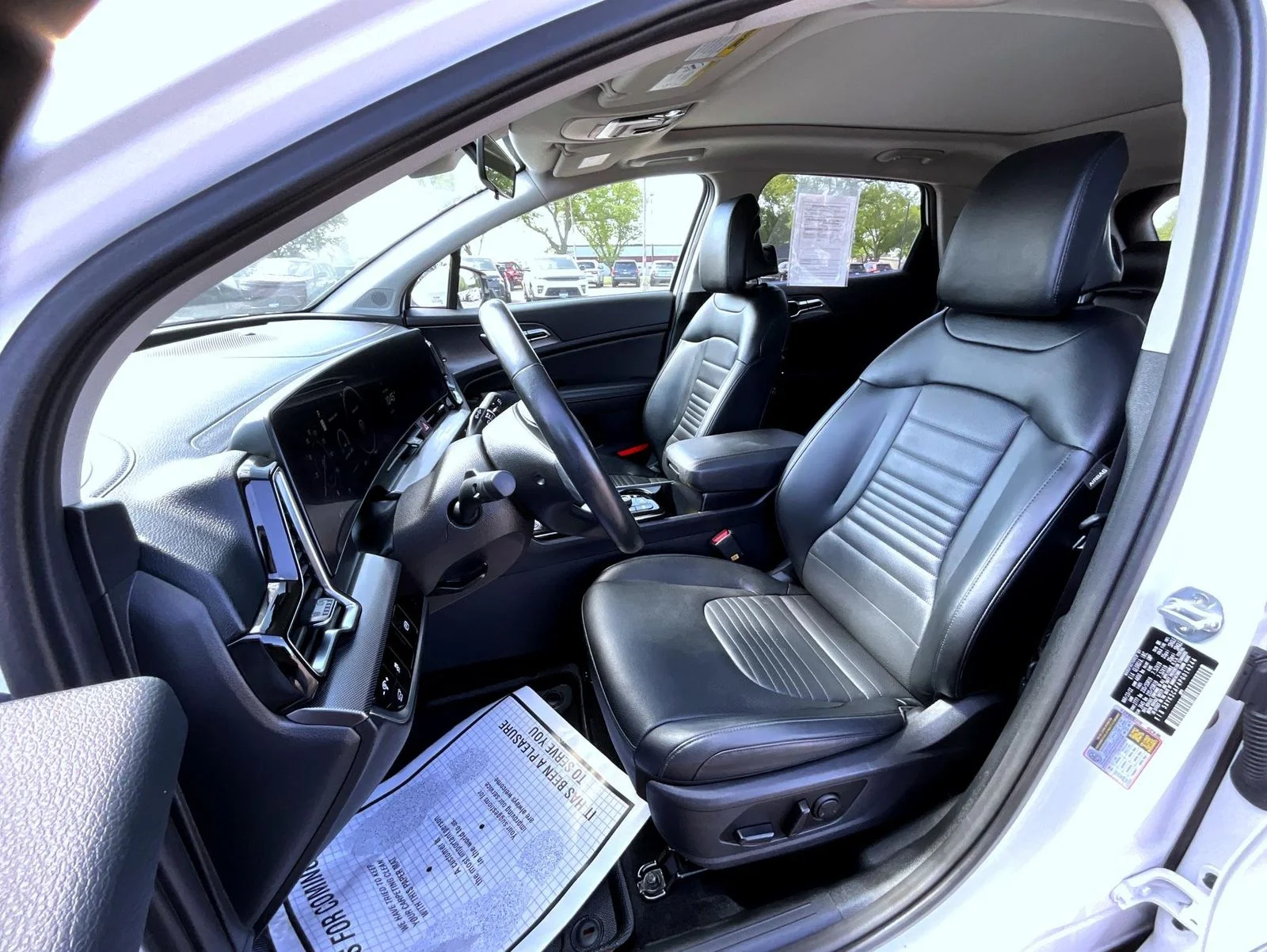 Used 2023 White Kia SX-Prestige image 11