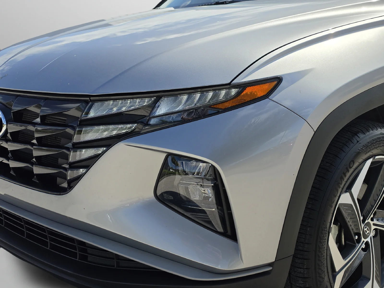 Used 2024 Silver Hyundai SEL image 13