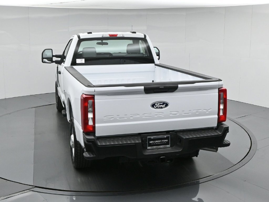 New 2027 Oxford White Ford XL image 36
