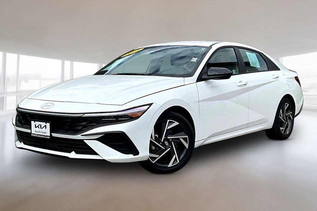 2025 Hyundai Elantra 1.6 HEV Blue's photo