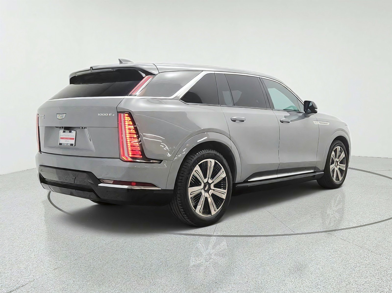 Used 2026 Luna Metallic Cadillac Premium Luxury image 5