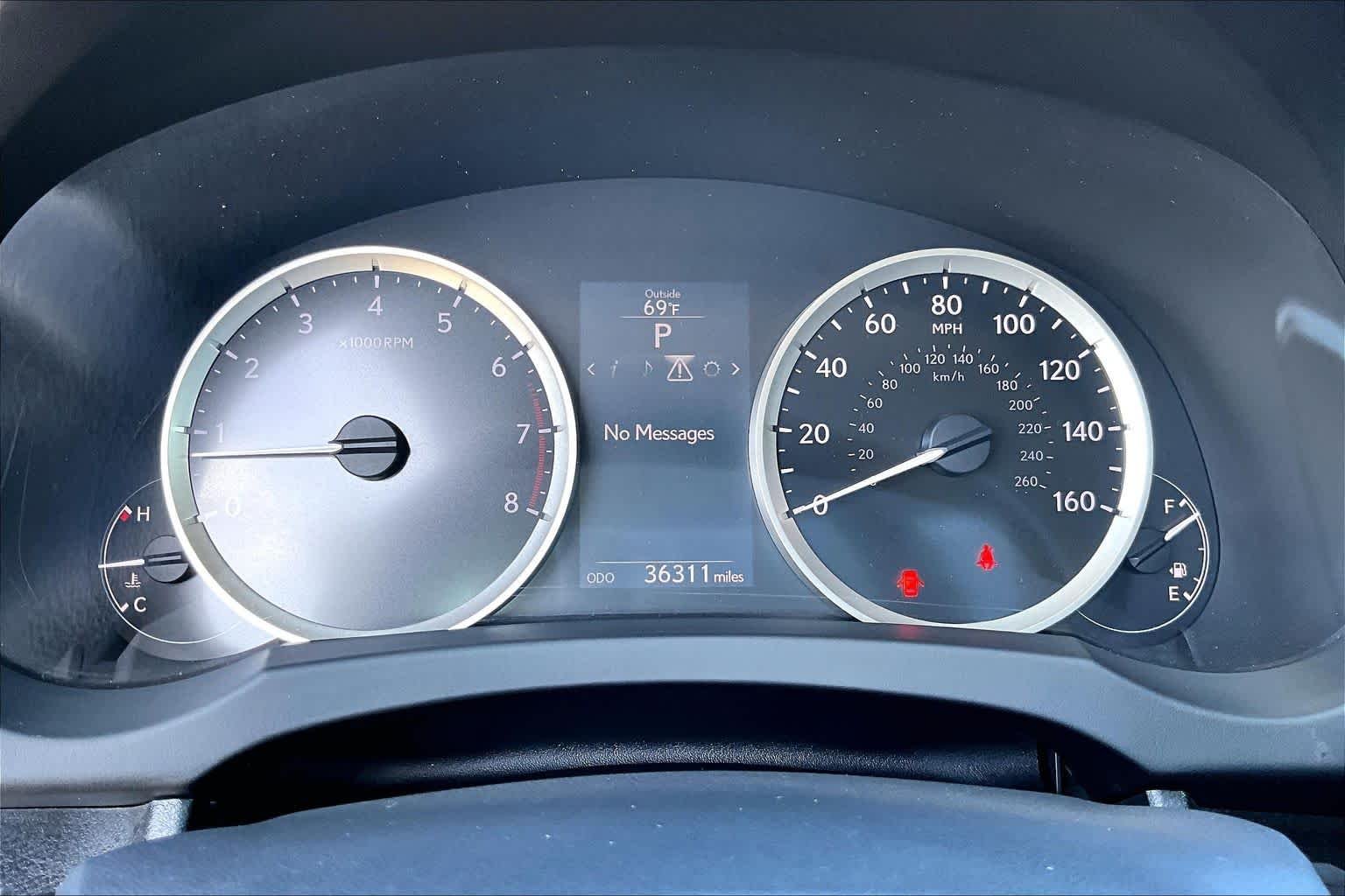 Used 2014 Nebula Gray Pearl Lexus  image 24
