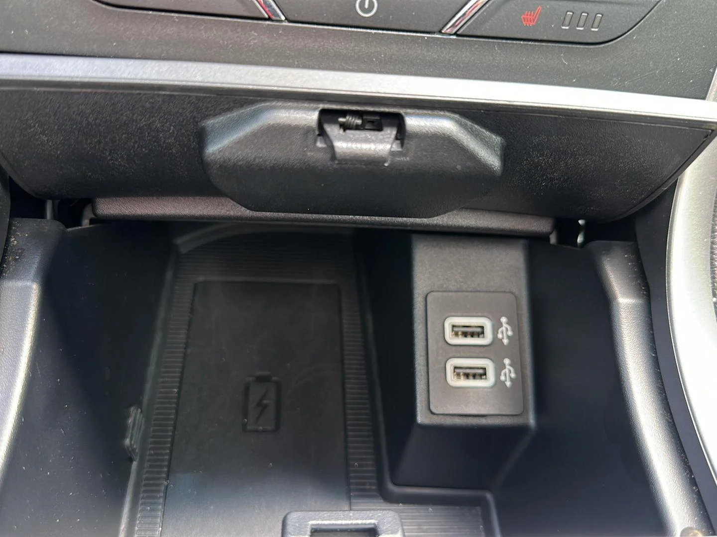 Used 2019 Blue Metallic Ford SEL image 22