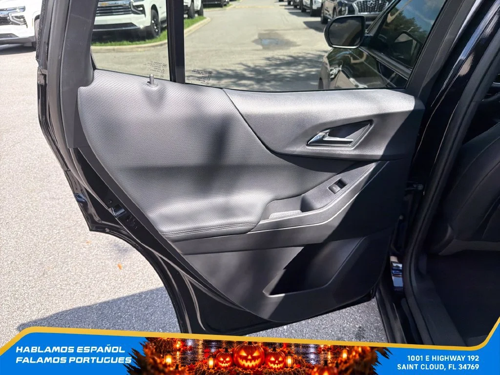 New 2027 Mosaic Black Metallic Chevrolet LT image 24