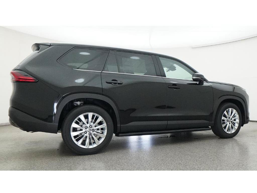 New 2026 Midnight Black Metallic Toyota Platinum image 26