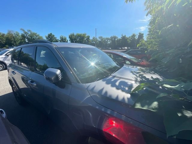 Used 2024 Silver Kia SX X-Line image 1
