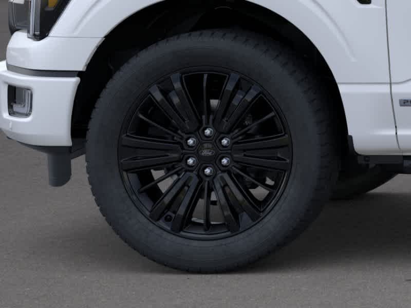 New 2026 Star White Metallic Tri-Coat Ford Platinum® image 19