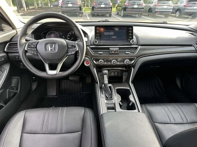 Certified Used 2022 Platinum White Pearl Honda EX-L image 13