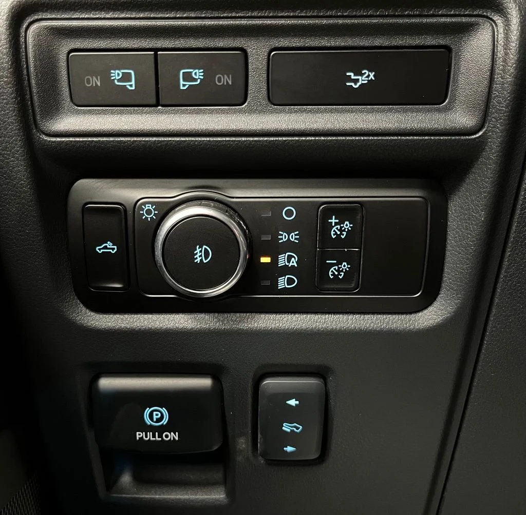Used 2023 Black Ford Lariat image 32