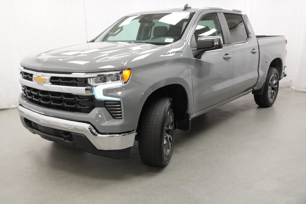 2024 Chevrolet Silverado 1500 LT - Photo 23